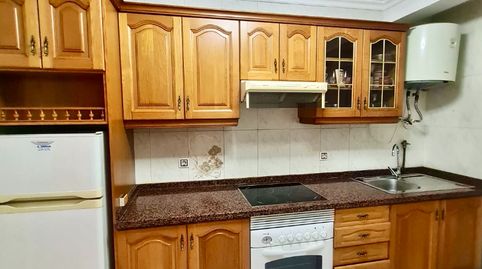 Foto 2 de Piso en venta en Calle Decano Prendes Pando, Barrio del Centro, Gijón