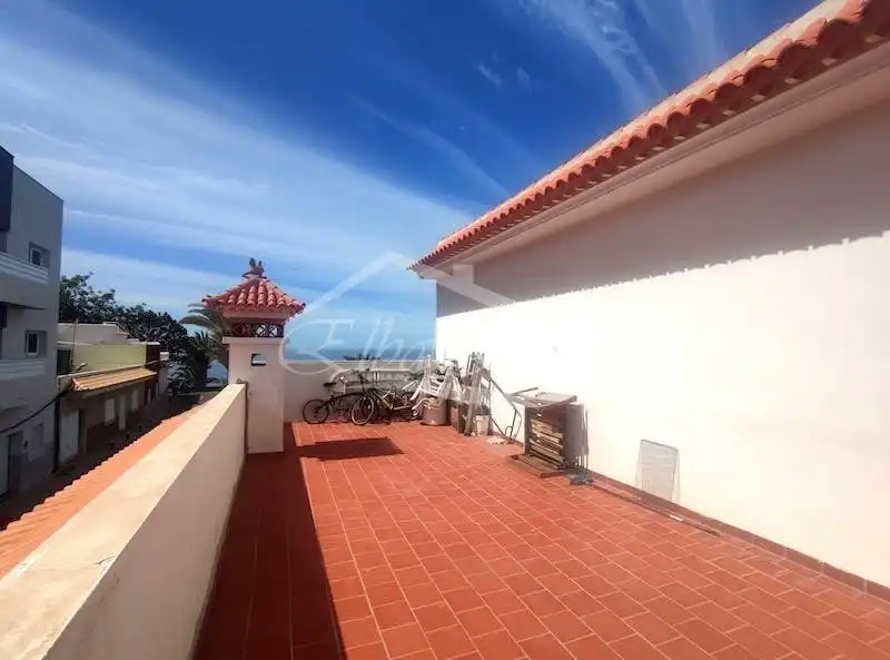 Terrassa de Casa o xalet en venda en Guía de Isora amb Terrassa, Traster i Moblat