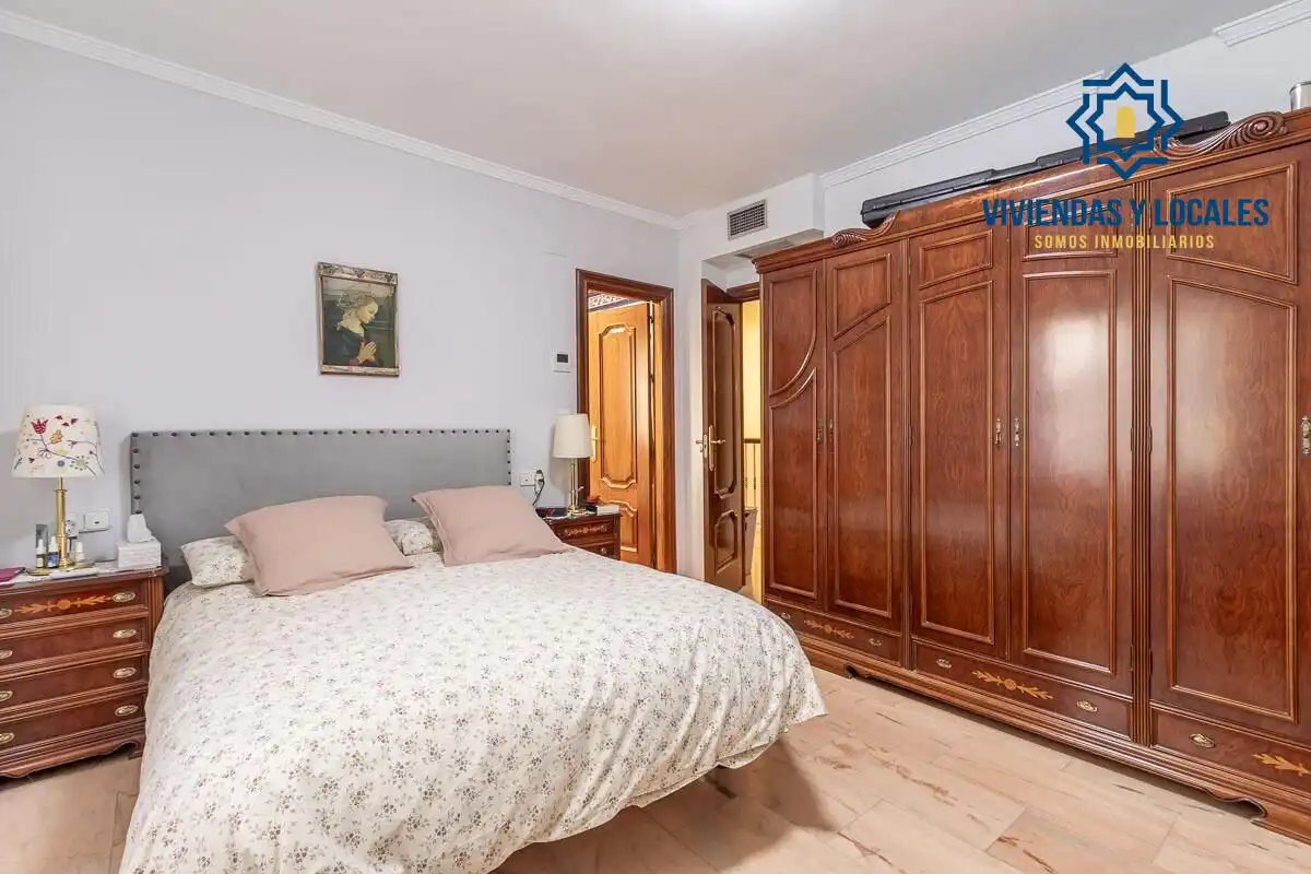 Casa amb terrassa en venda a Peligros, imagen 13