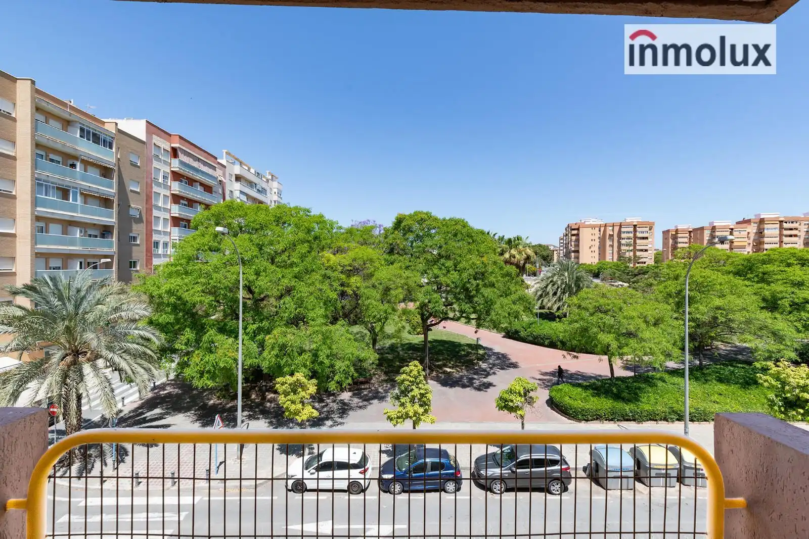 Außenansicht von Wohnung zum Verkauf in Alicante / Alacant mit Klimaanlage, Heizung und Terrasse