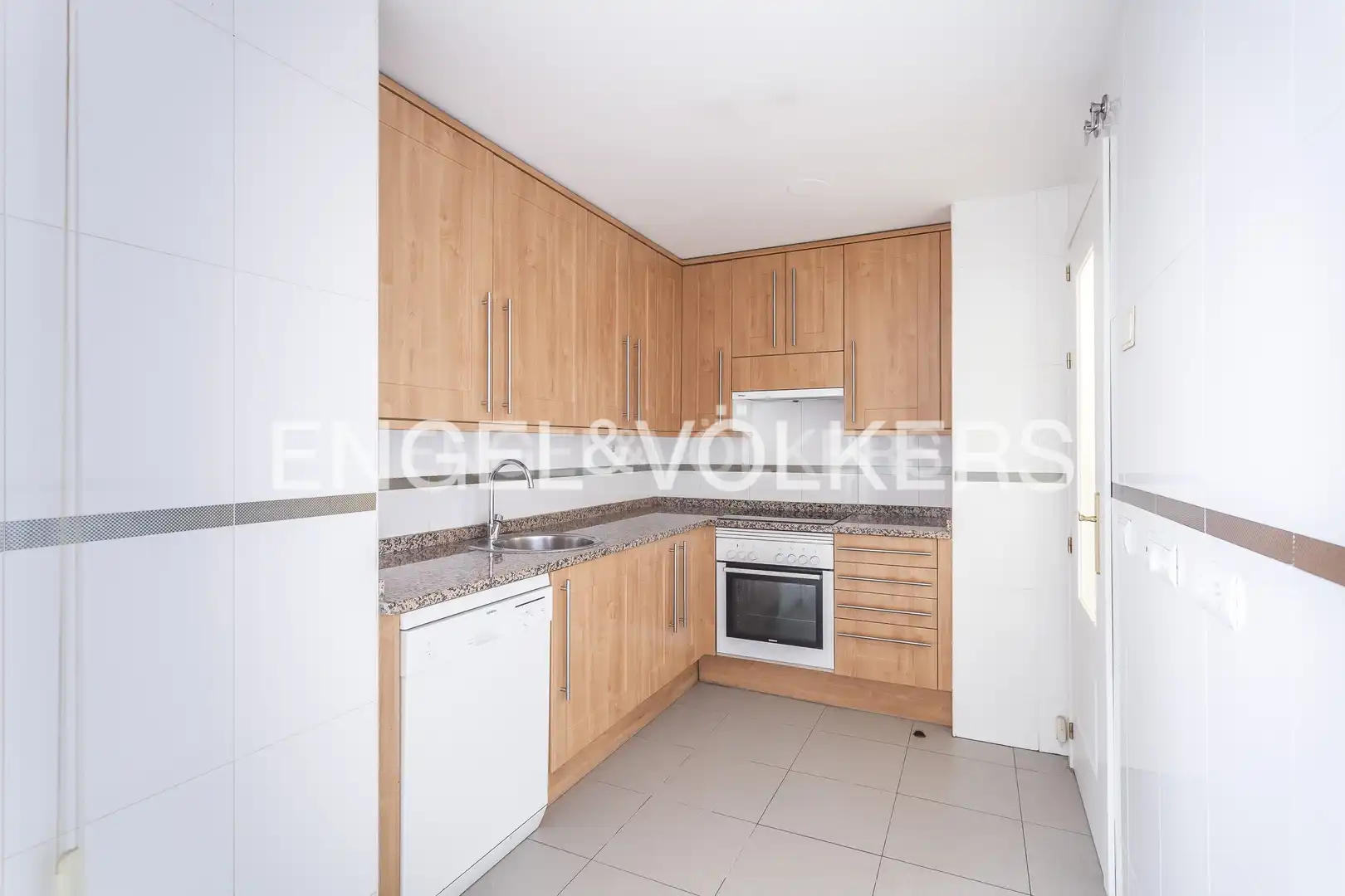 Cocina de Piso de alquiler en Madrid con Aire acondicionado, Calefacción y Parquet