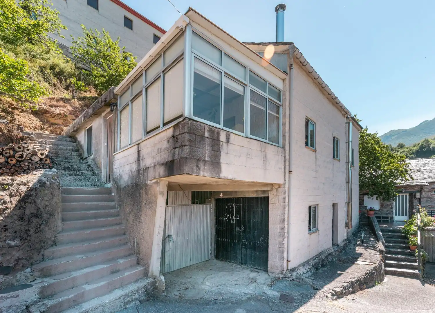 Vista exterior de Casa o xalet en venda en Ibias amb Calefacció, Terrassa i Moblat