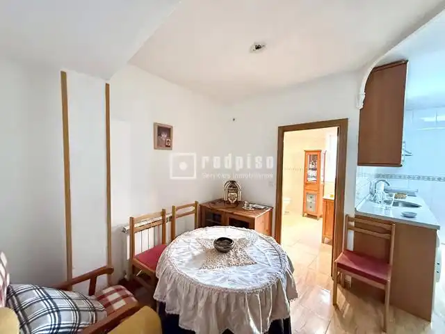 Comedor de Piso en venta en Madrid con Calefacción