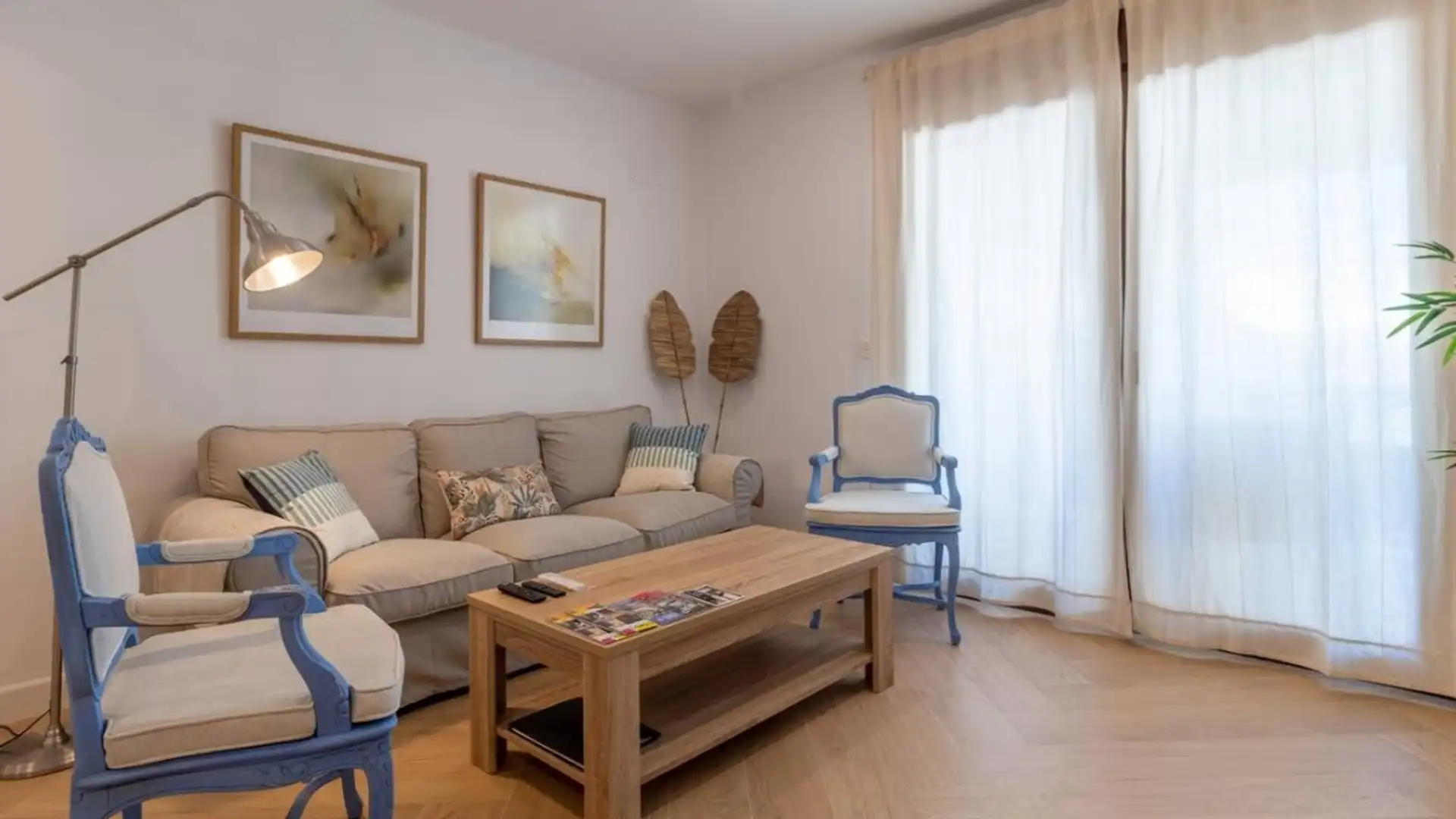 Sala de estar de Apartamento de alquiler en  Córdoba Capital con Aire acondicionado, Parquet y Amueblado