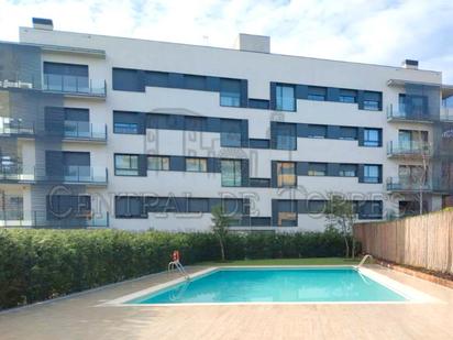 Swimming pool of Planta baja for sale in Sant Cugat del Vallès  with Air Conditioner, Heating and Private garden
