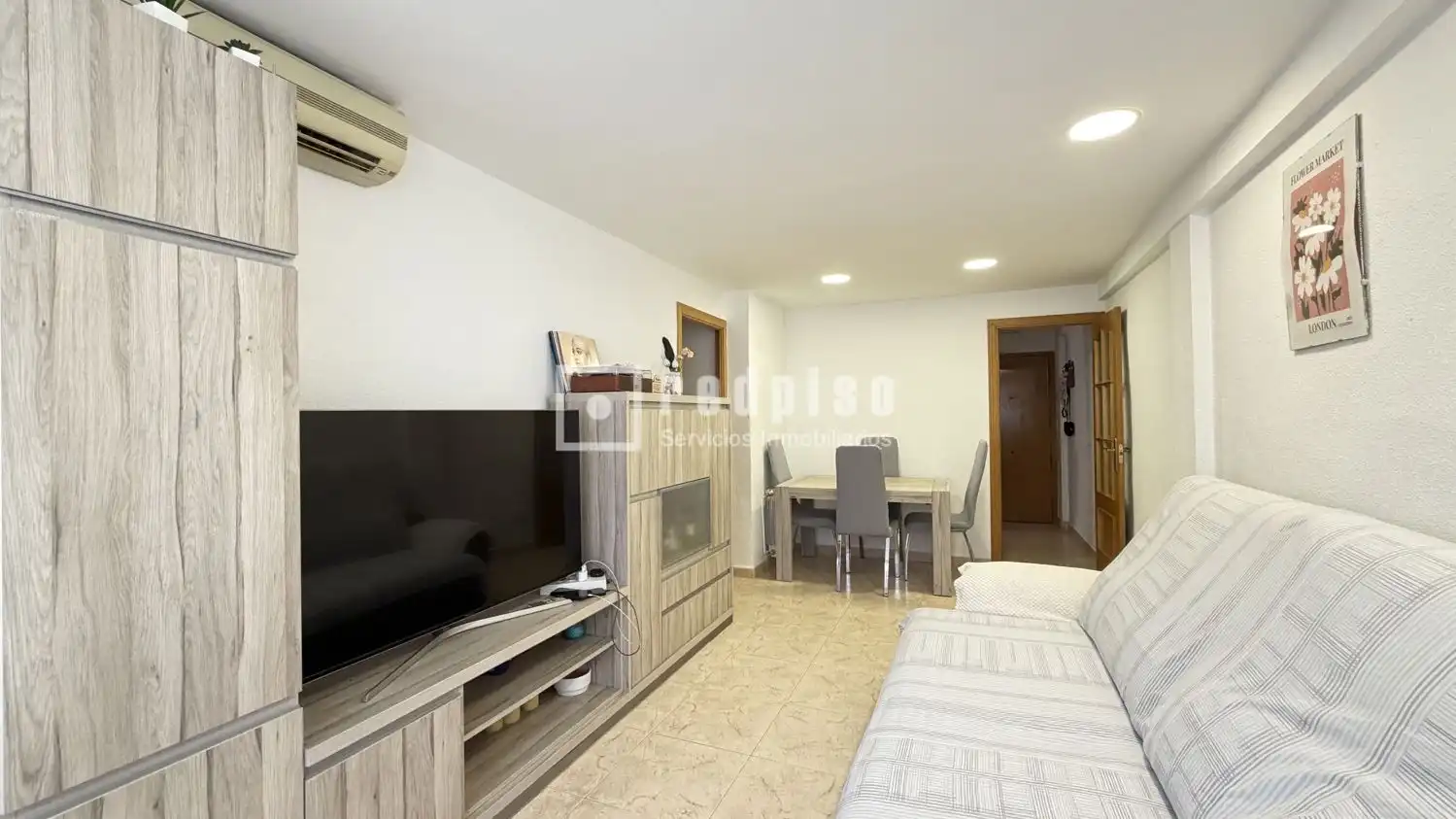 Living room of Flat for sale in Leganés  with Air Conditioner and Heating
