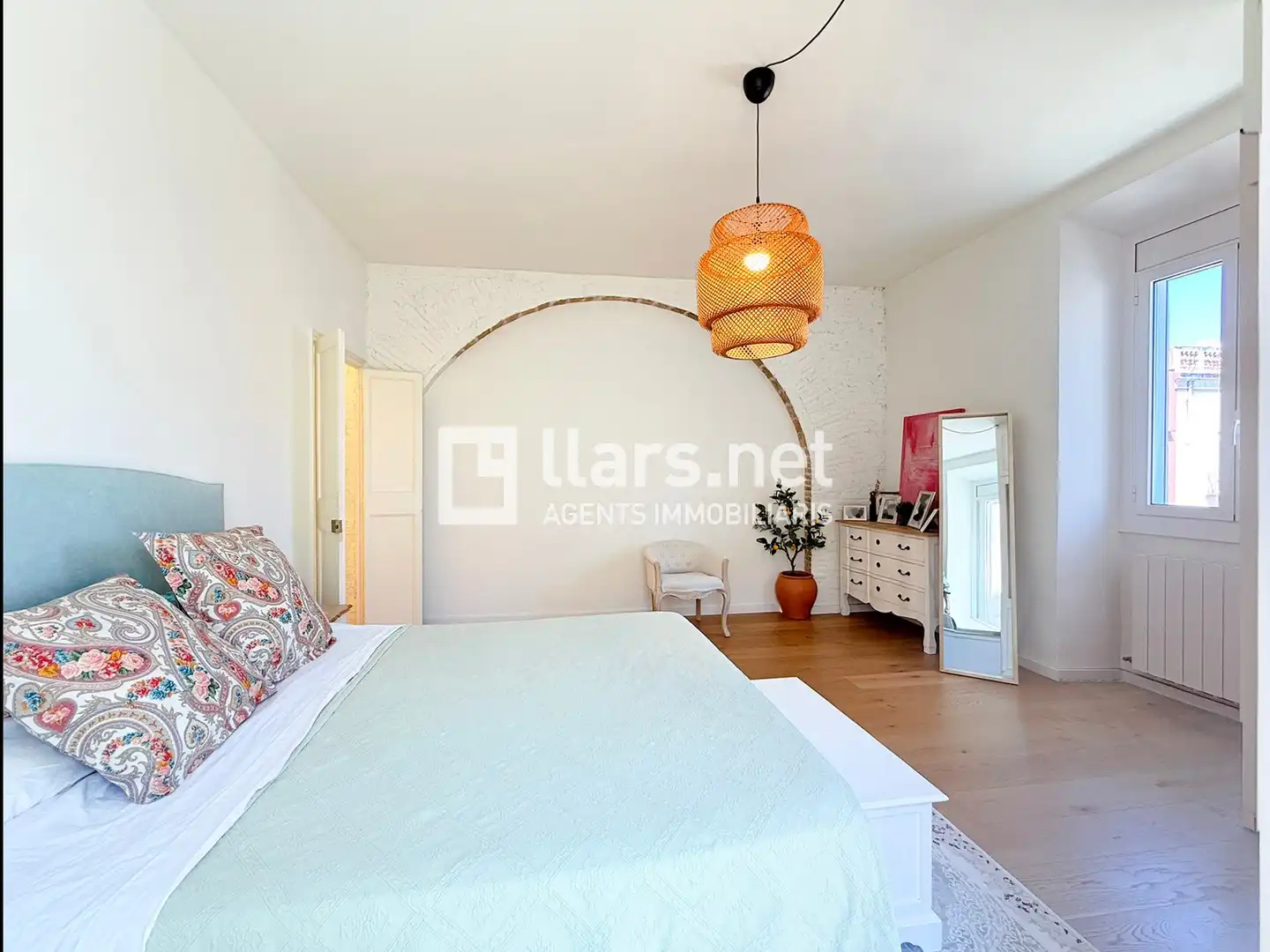 Habitación de Piso en venta en Vilanova i la Geltrú con Calefacción y Balcón