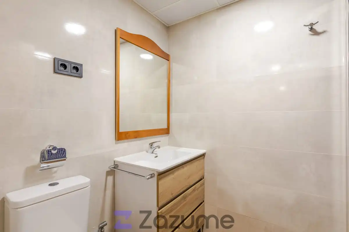 Bathroom of Flat for rent in Las Rozas de Madrid  with Heating, Private garden and Swimming Pool