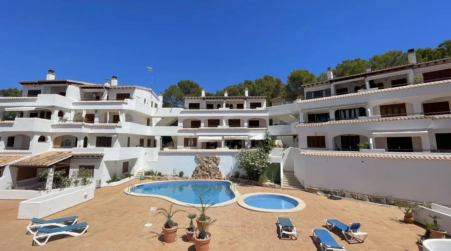 Vista exterior de Apartament en venda en Andratx amb Terrassa, Traster i Piscina comunitària