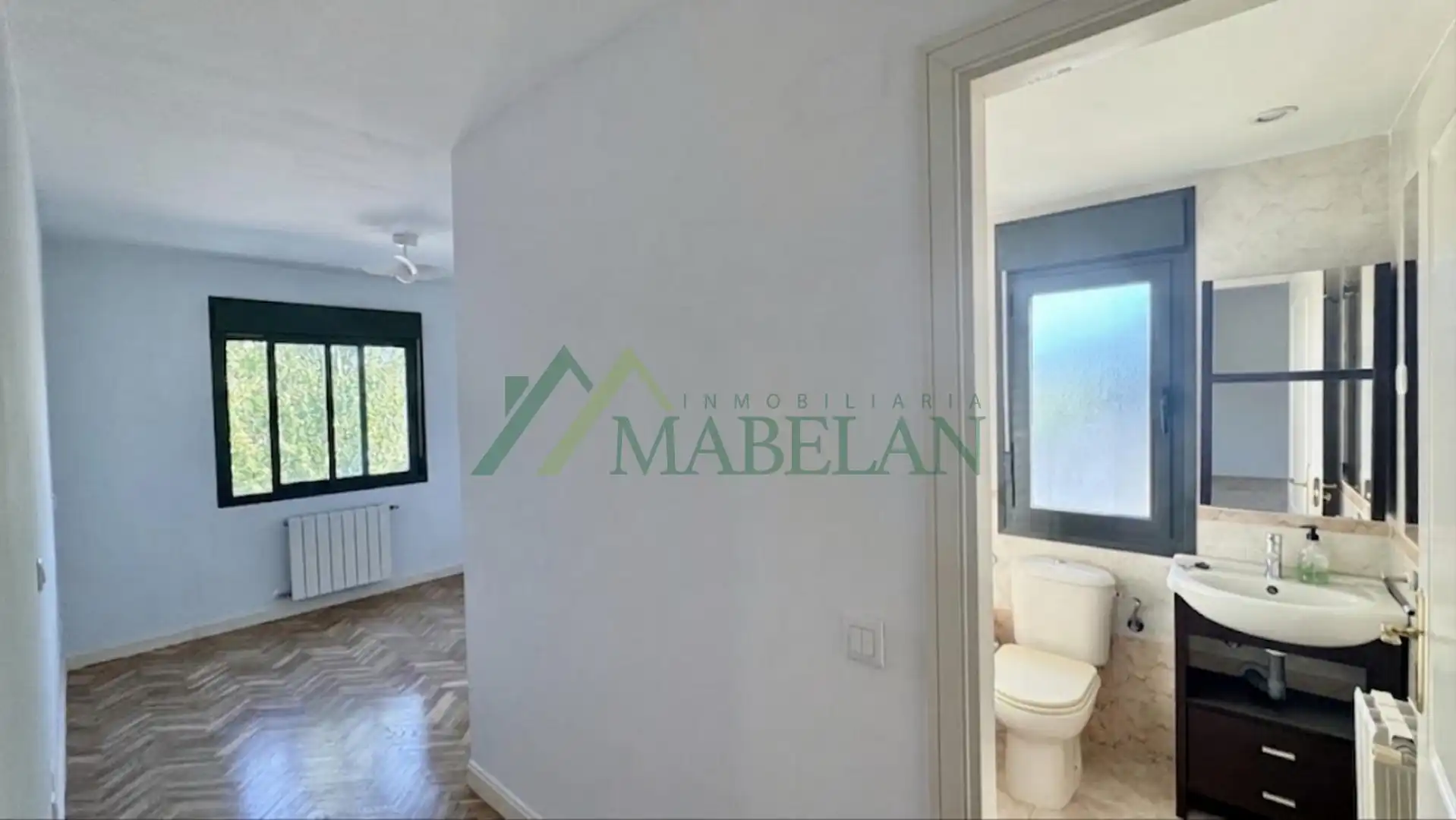 Habitación de Piso de alquiler en Las Rozas de Madrid con Calefacción, Parquet y Piscina comunitaria