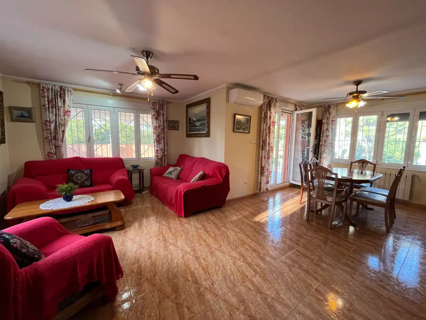 Sala de estar de Casa o chalet en venta en Torrevieja con Aire acondicionado, Trastero y Piscina