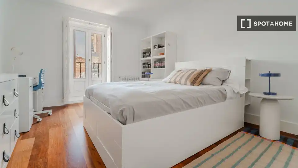 Appartement avec balcon à louer à Centro, imagen 11