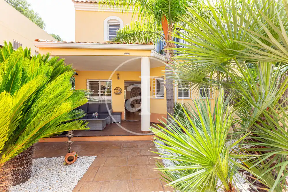 Exterior view of Houses for sale in Godelleta  with Air Conditioner, Heating and Private garden