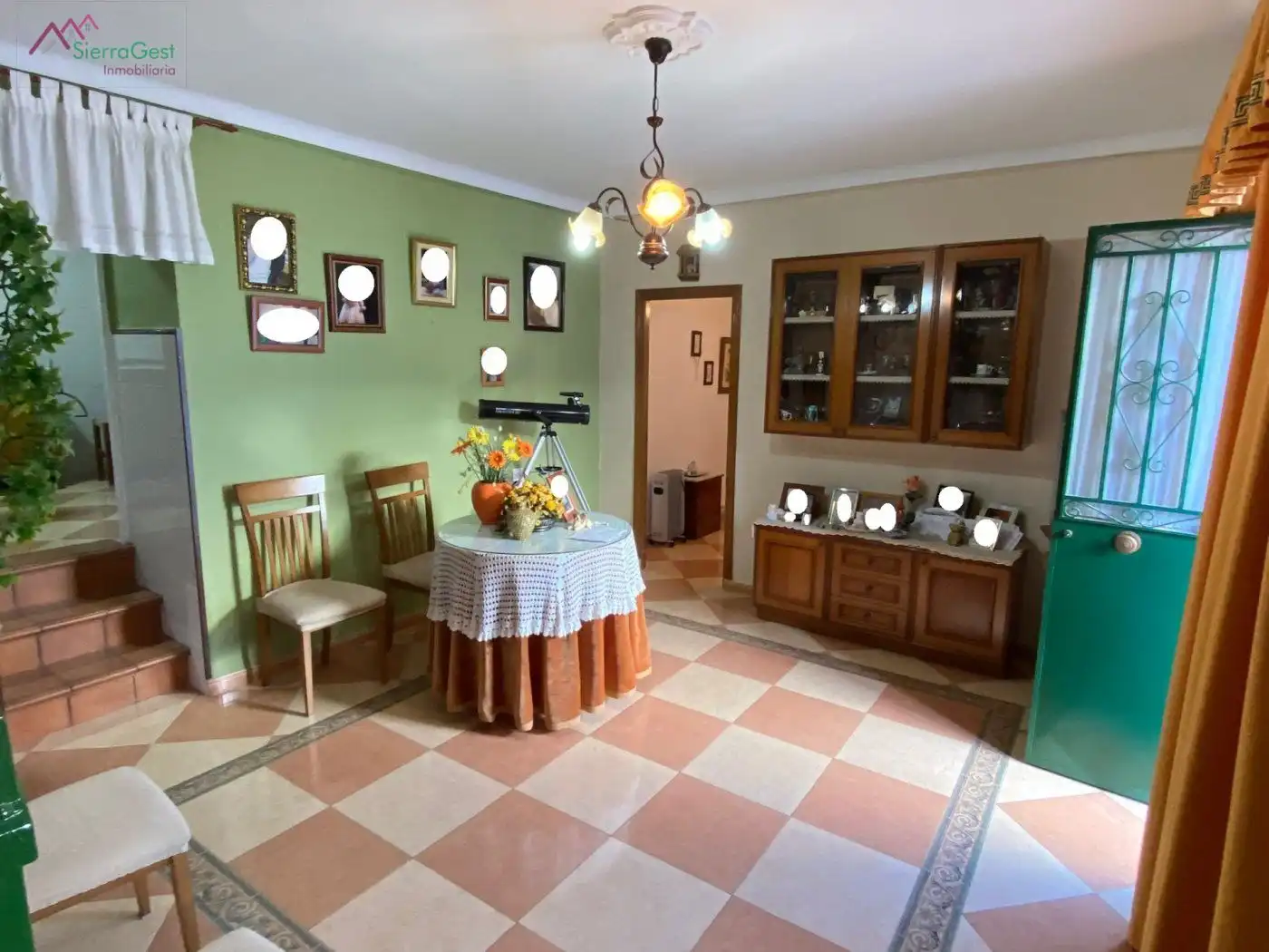 Houses for sale in Ubrique