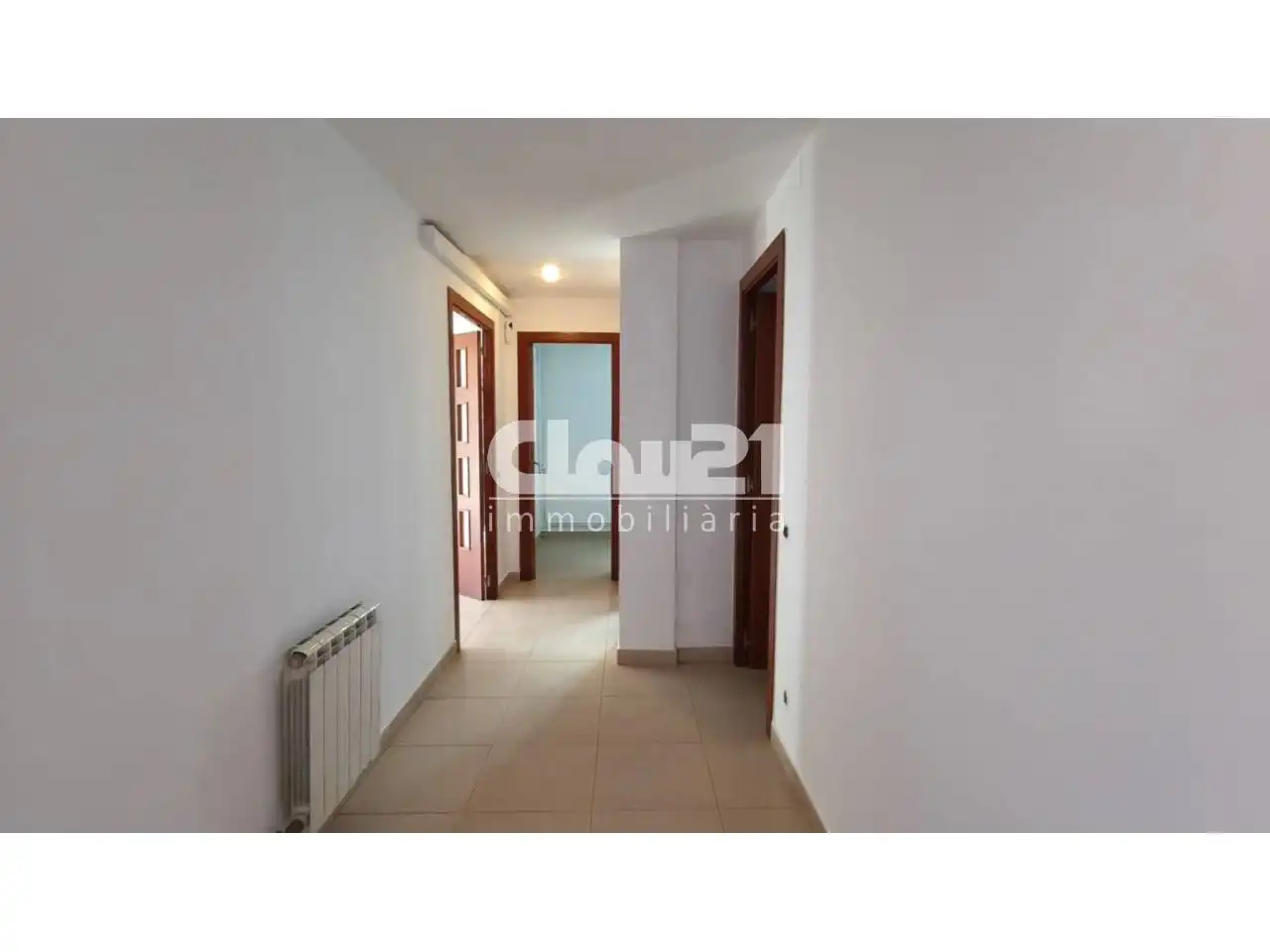 Piso en venta en Avià con Calefacción, Terraza y Balcón