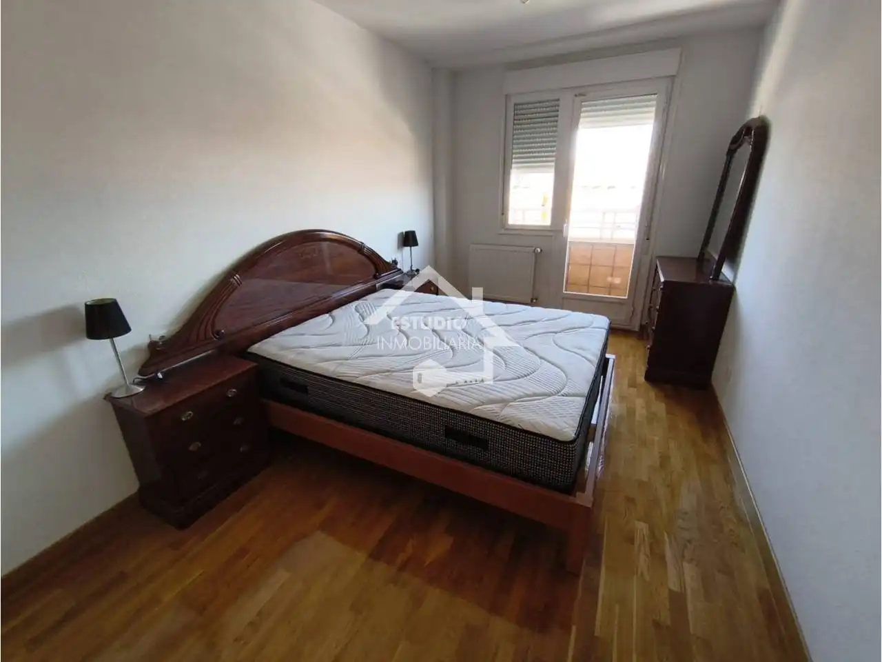 Habitación de Casa adosada en venta en Mendavia con Calefacción, Jardín privado y Parquet