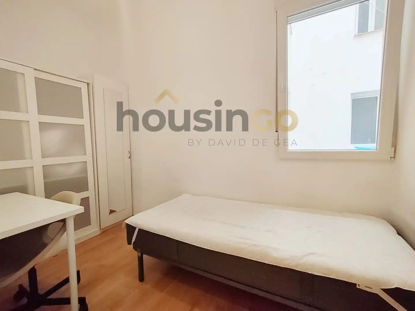 Bedroom of Flat for rent in Madrid  with Heating and Furnished