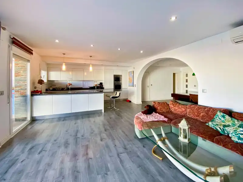 Cocina de Casa o chalet en venta en Empuriabrava con Aire acondicionado, Calefacción y Terraza