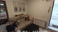 Living room of Flat for sale in  Madrid Capital  with Heating and Furnished