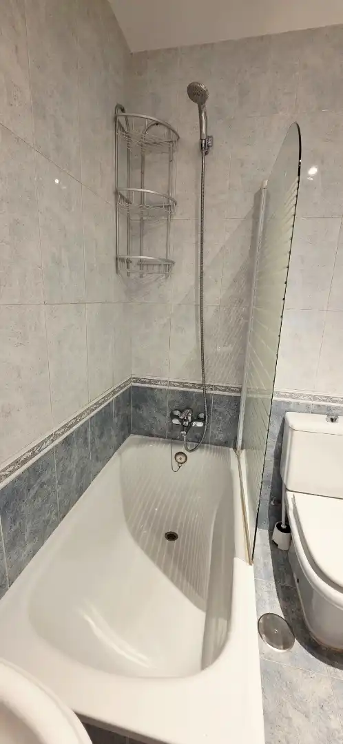 Bany de Apartament de lloguer en Torrox amb Aire condicionat, Calefacció i Terrassa