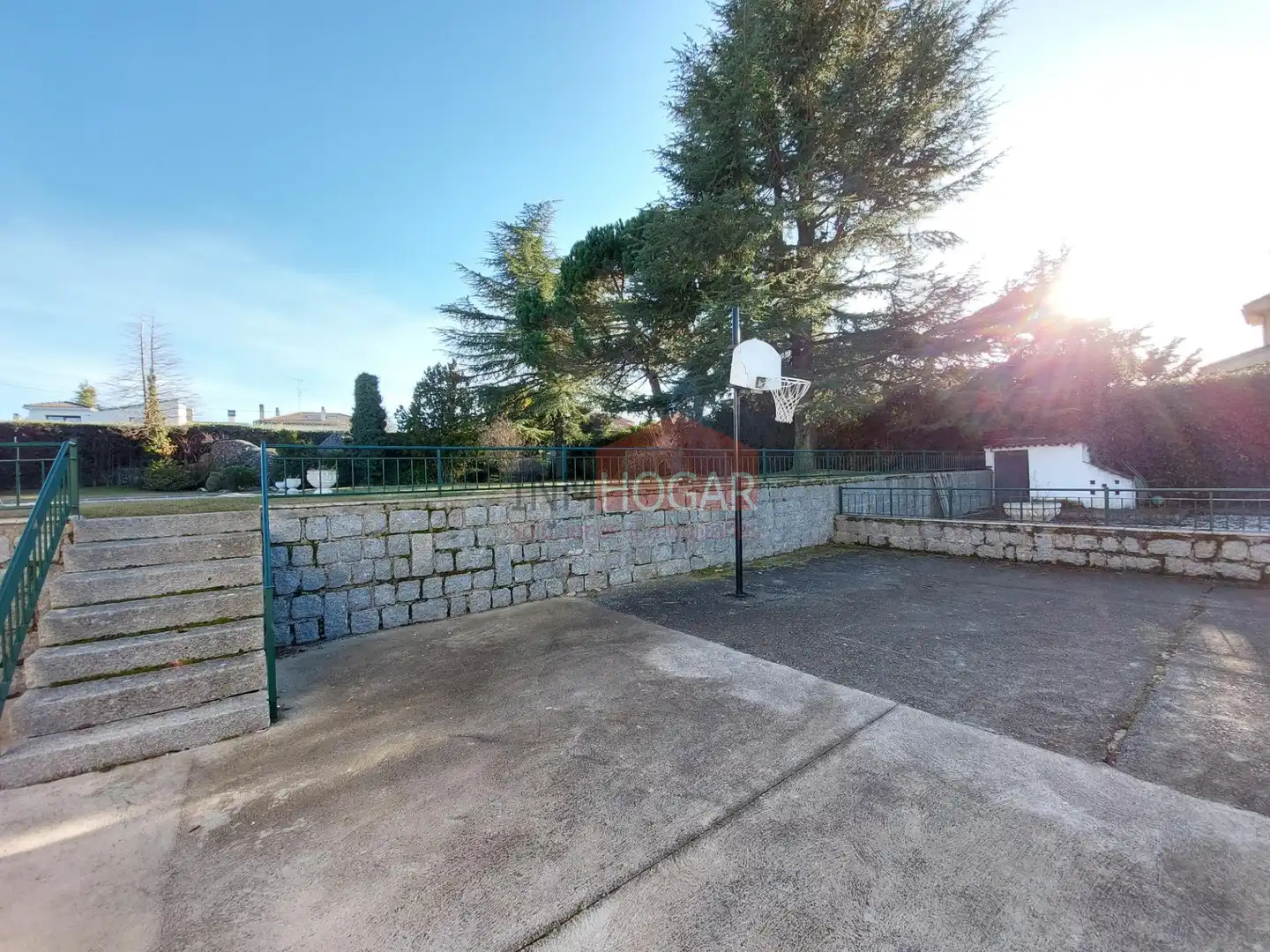 Vista exterior de Casa o chalet en venta en Ávila con Jardín privado, Trastero y Piscina