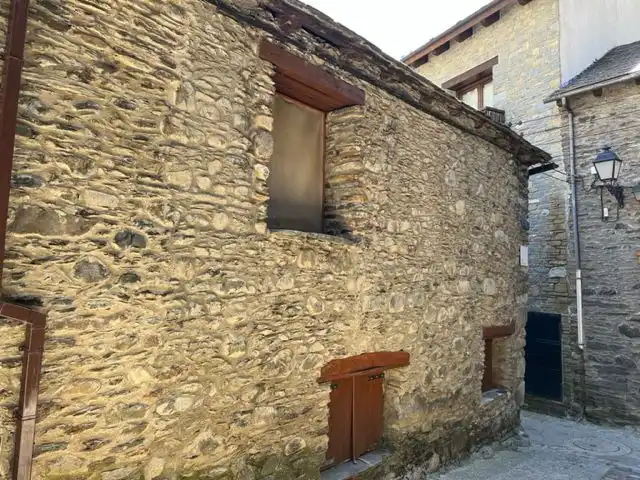 Vista exterior de Casa o chalet en venta en Alt Àneu con Calefacción