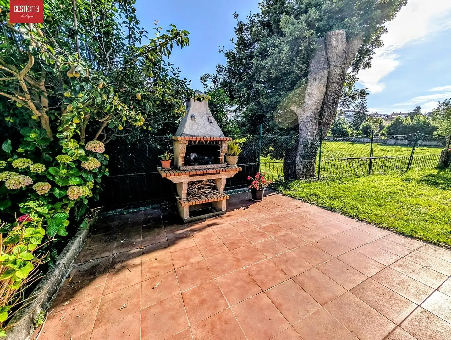 Terrassa de Casa adosada en venda en Noja amb Calefacció, Jardí privat i Terrassa