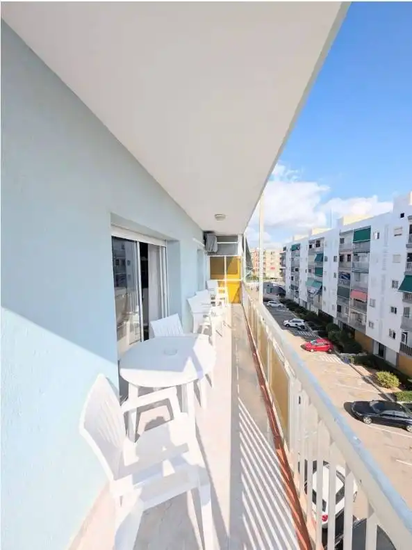 Appartement compact avec piscine à louer à NEPTUNO, imagen 3