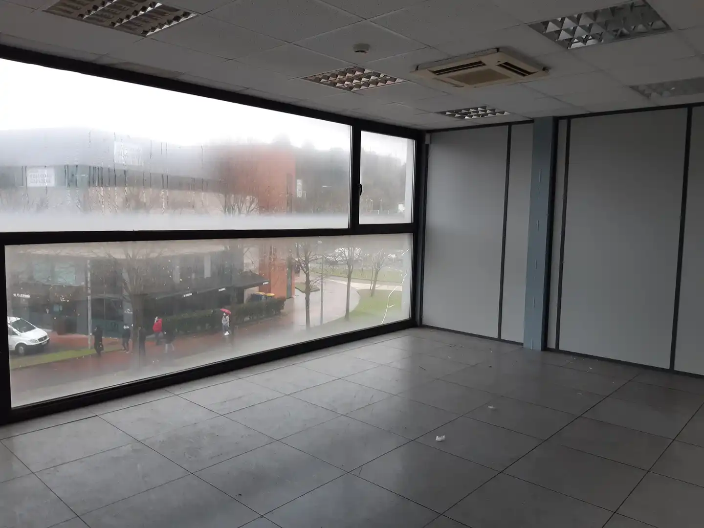 Nau industrial en venda en Donostia - San Sebastián 