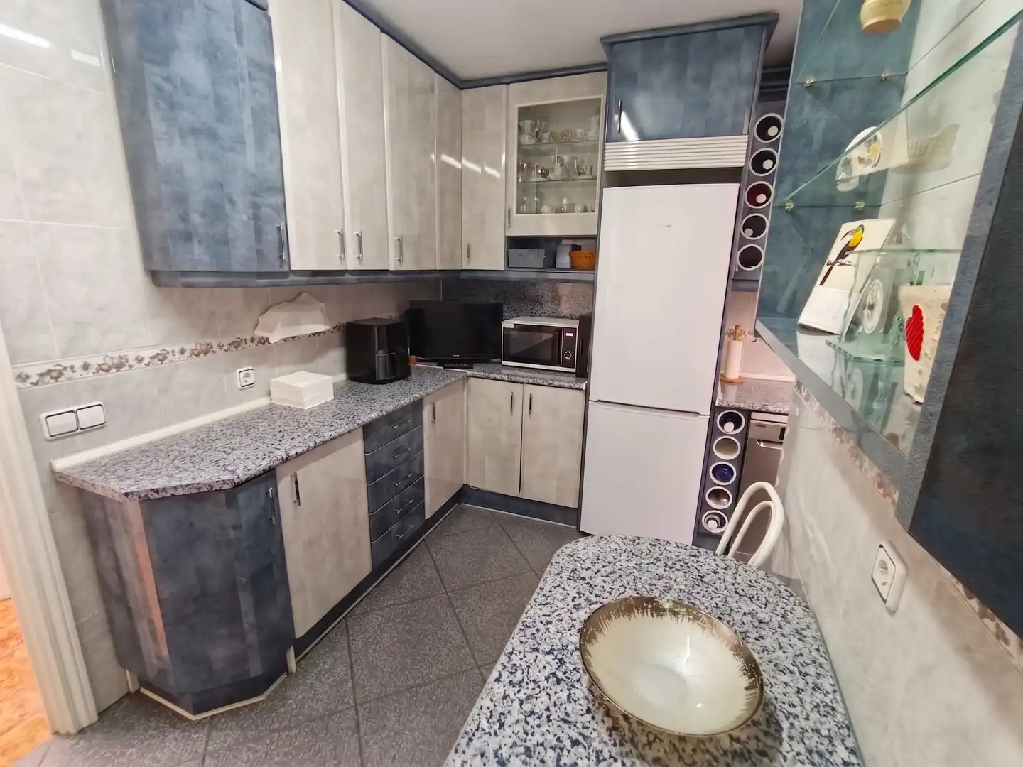 Kitchen of Flat for sale in Parla  with Air Conditioner, Heating and Storage room