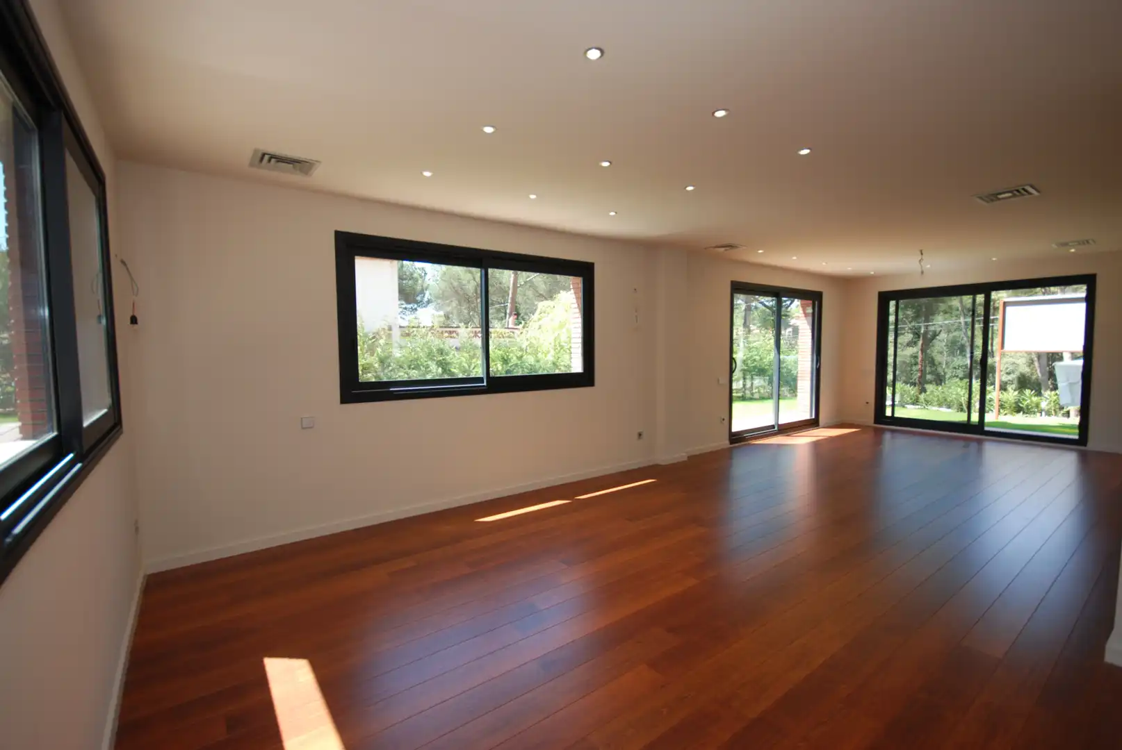 Villa mit Garten zum Verkauf in Carrer de Josep Pla, imagen 3