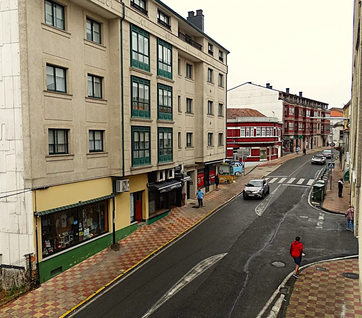 Vista exterior de Pis en venda en Mugardos amb Calefacció, Parquet i Terrassa