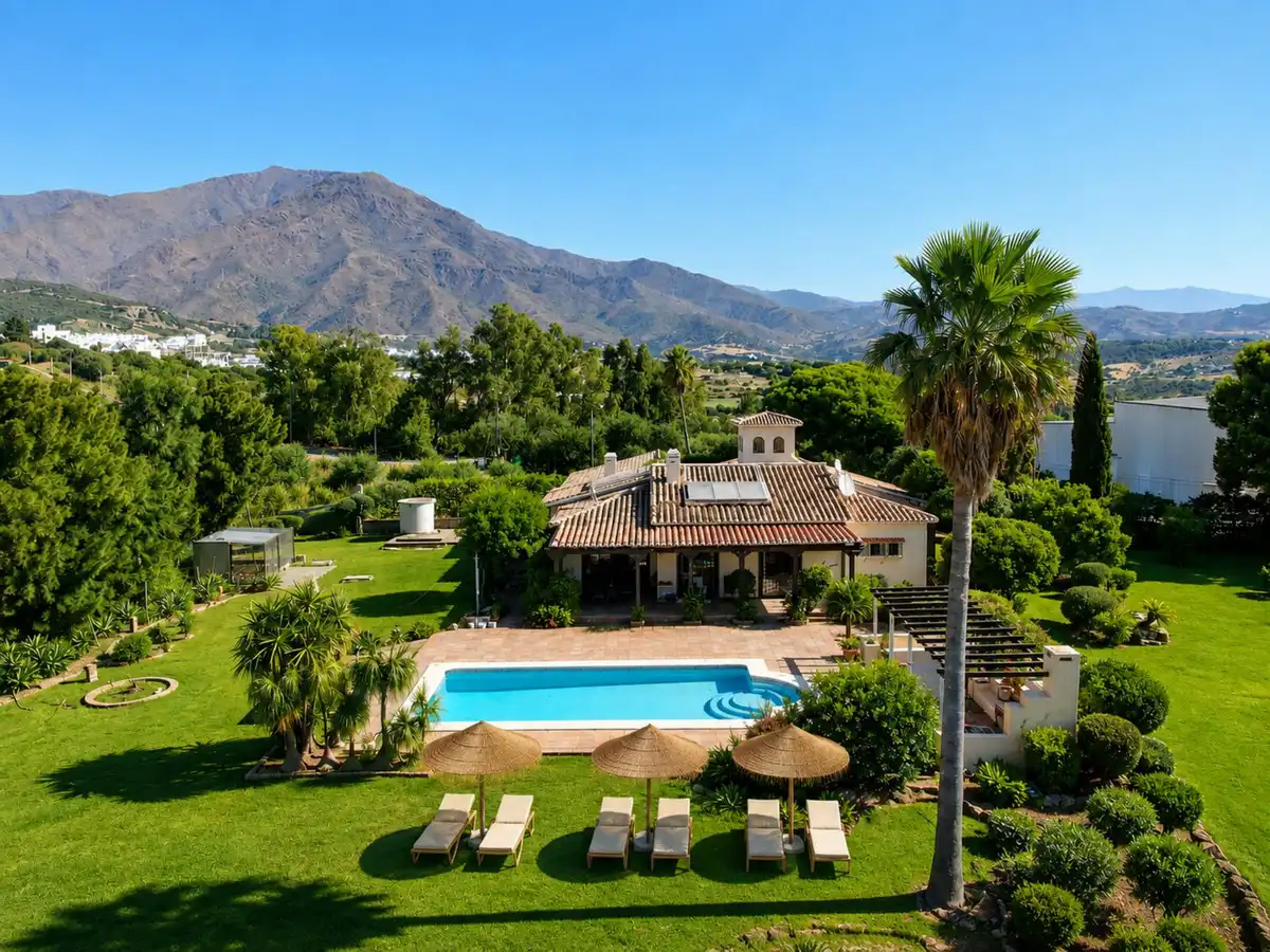 Garden of Residential for sale in Estepona