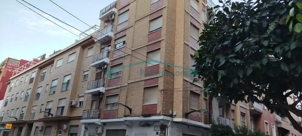 Vista exterior de Piso en venta en Aldaia con Balcón