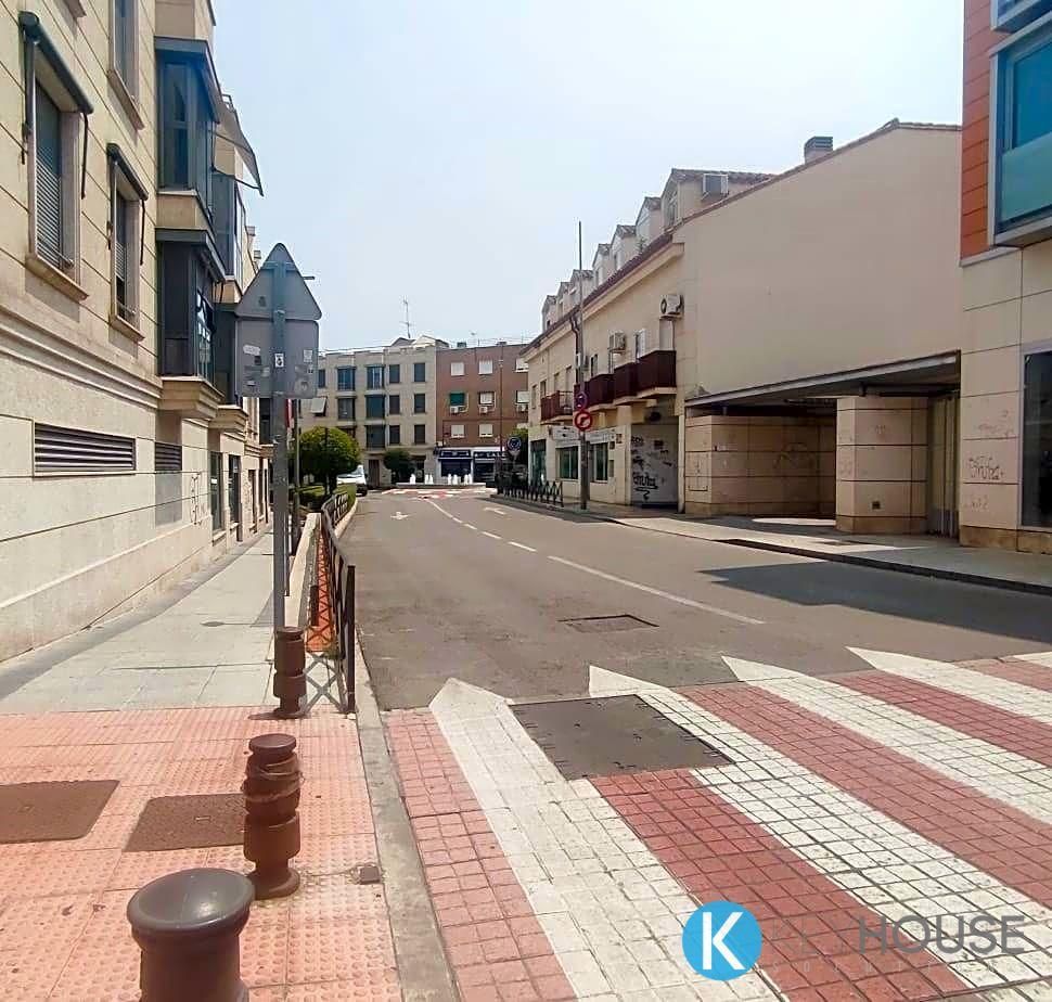 Vista exterior de Garatge de lloguer en San Fernando de Henares