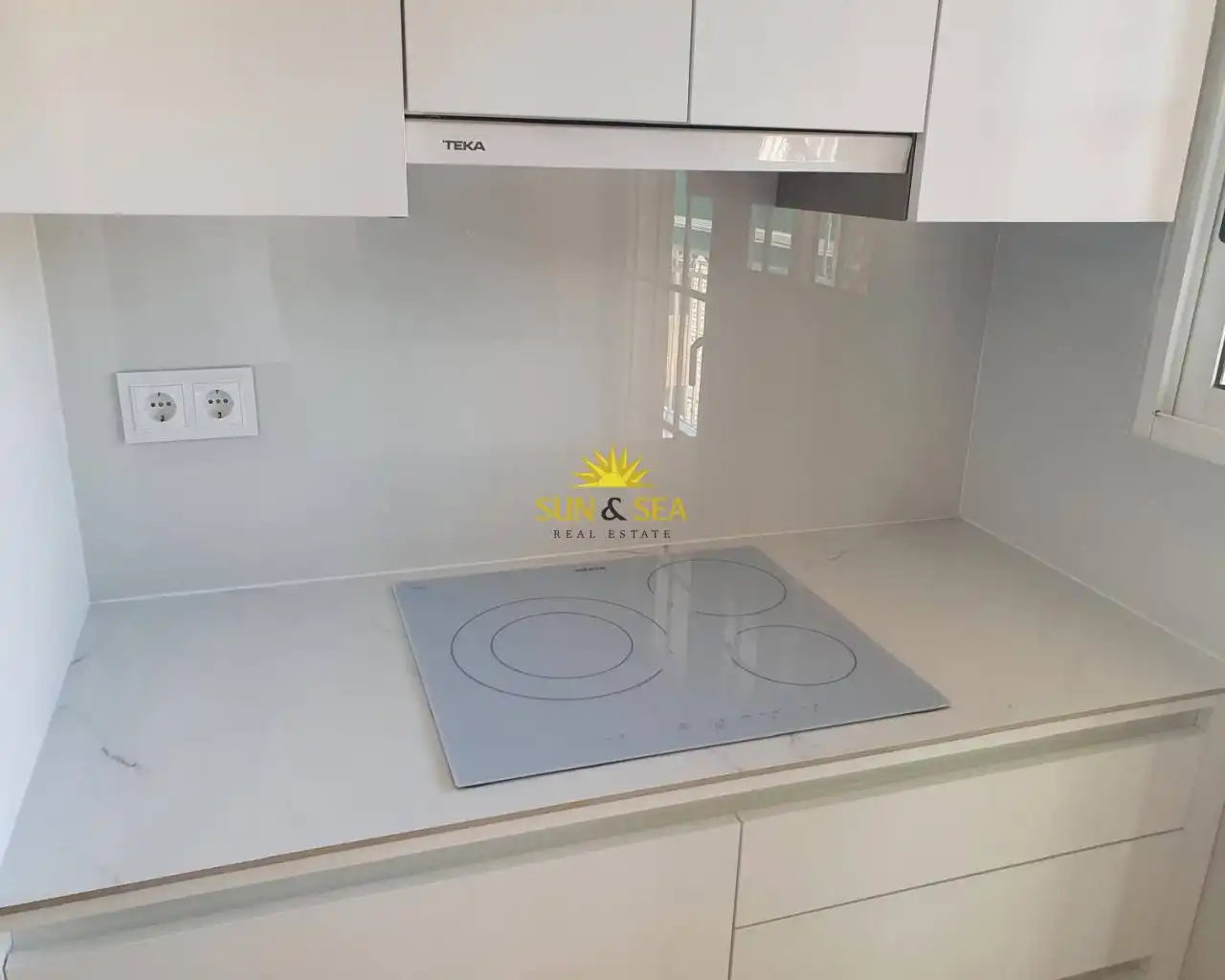 Mini appartamento con terrazza in affitto a Santa Pola ciudad, imagen 8