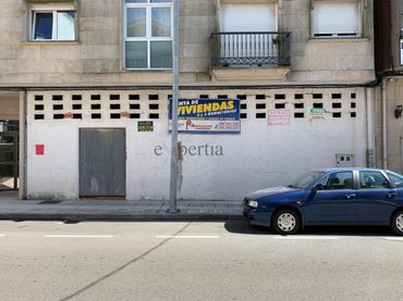 Local comercial en venda a Boiro