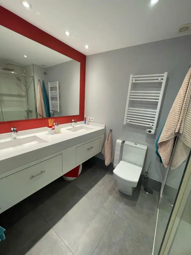 Bathroom of Flat for sale in Córdoba  with Air Conditioner, Terrace and Storage room