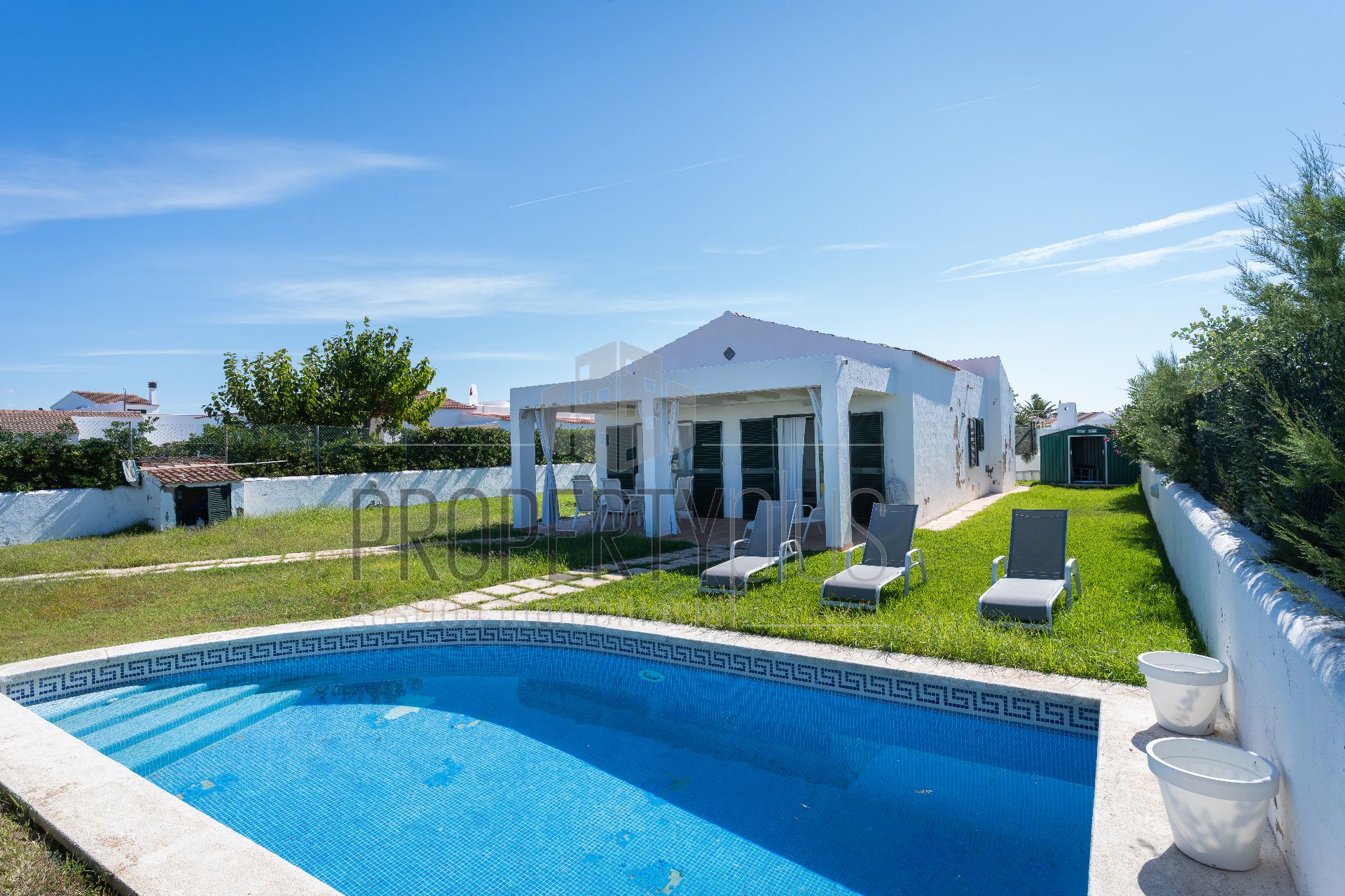 Exterior view of House or chalet for sale in Ciutadella de Menorca  with Air Conditioner, Private garden and Swimming Pool