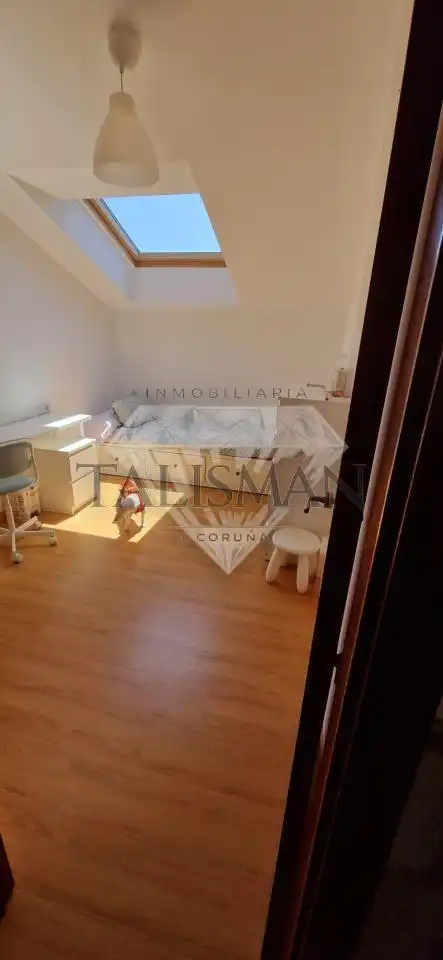 Habitación de Ático de alquiler en Mugardos con Trastero, Piscina y Amueblado
