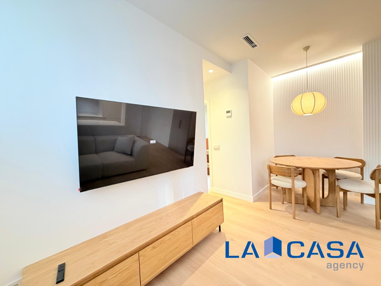 Sala de estar de Planta baja en venta en  Madrid Capital con Calefacción