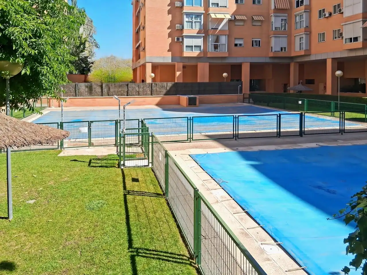 Wohnung mit Pool zum Verkauf in Calle Marmolina