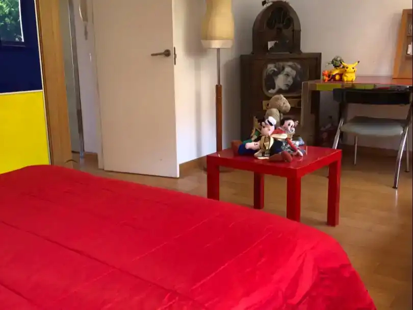 Habitación de Casa adosada en venta en Chiva con Aire acondicionado, Piscina y Balcón
