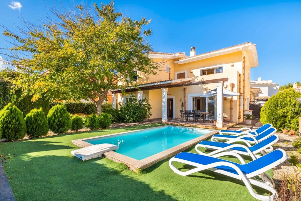 Piscina de Casa o xalet en venda en Alcúdia amb Aire condicionat, Calefacció i Jardí privat