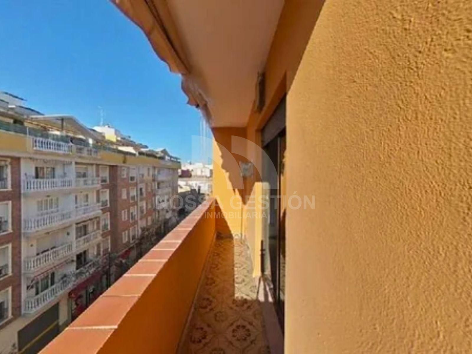 Flat for sale in  MANISES, Centro Ciudad