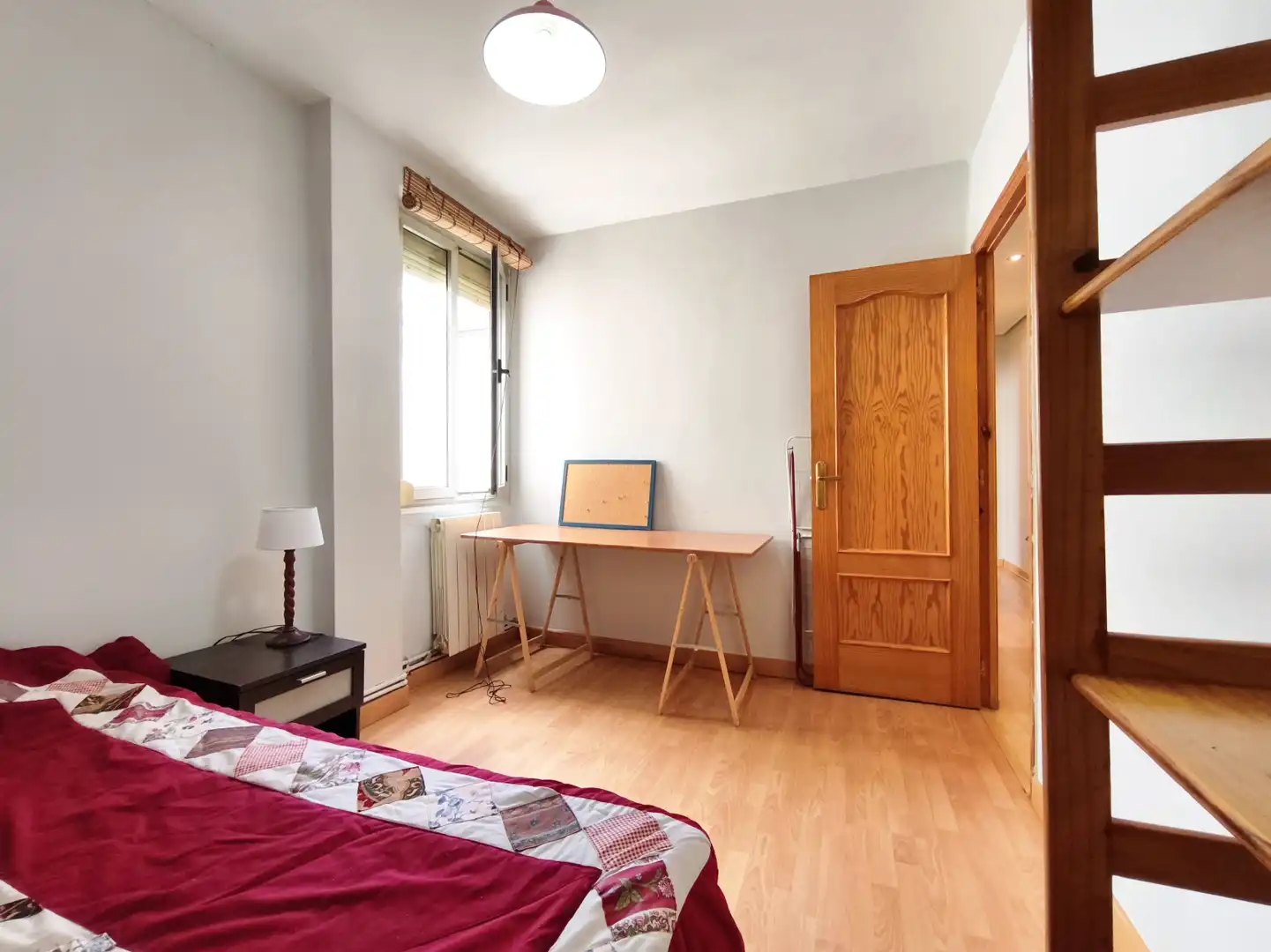 Schlafzimmer von Wohnung zum Verkauf in  Logroño mit Heizung, Parkett und Möbliert