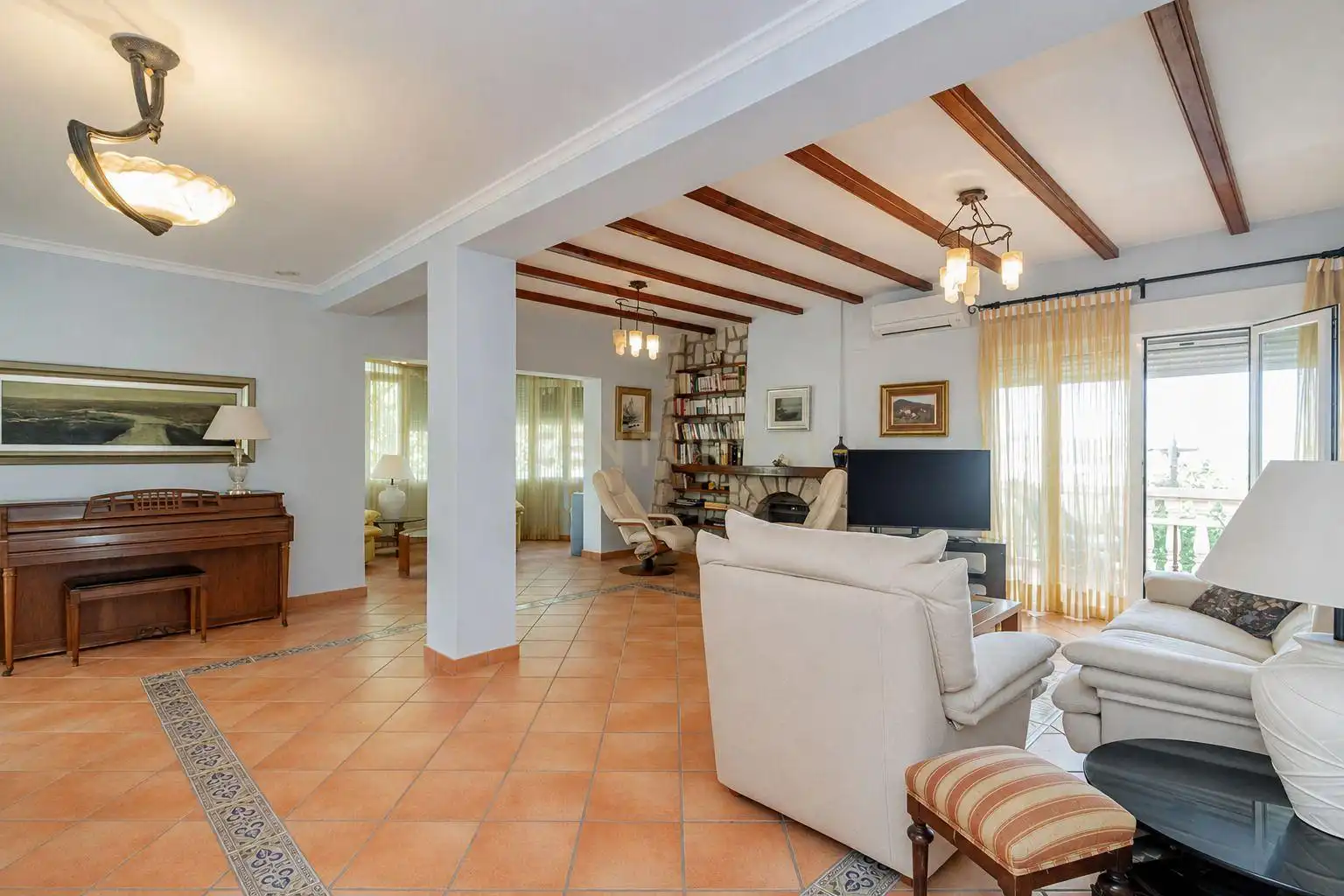 Living room of Houses for sale in Dénia  with Air Conditioner, Private garden and Storage room