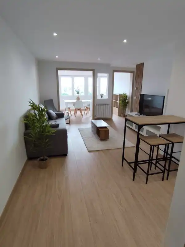 Wohnzimmer von Wohnung zum Verkauf in Vigo  mit Heizung und Abstellraum