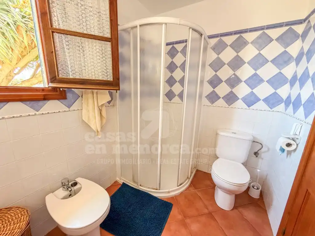 Bany de Finca rústica en venda en Ciutadella de Menorca amb Aire condicionat i Terrassa