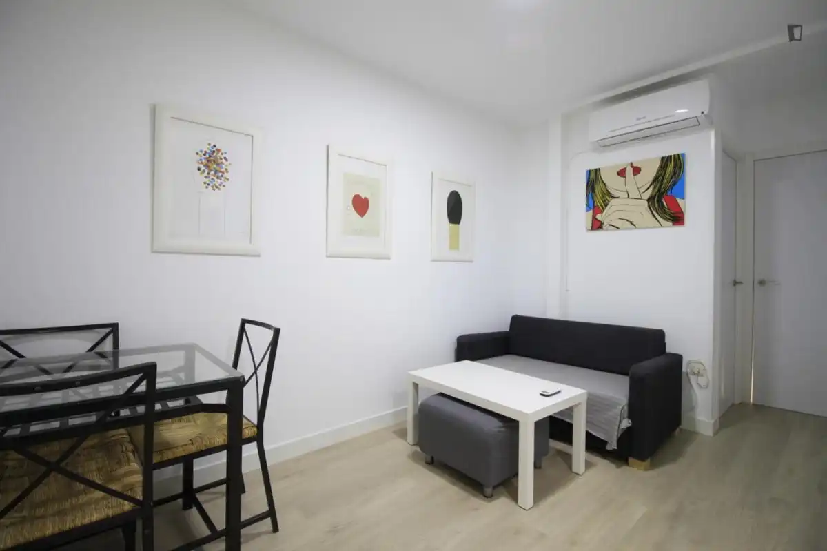 Apartament de lloguer a Puerta del Ángel